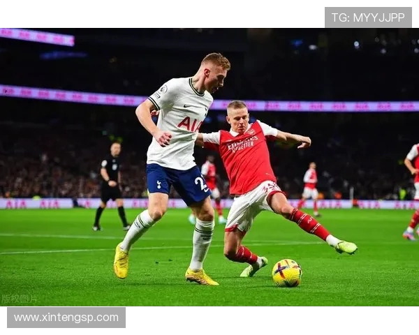 电竞比分实时更新，战况激烈分析与胜负预测助你把握比赛走势